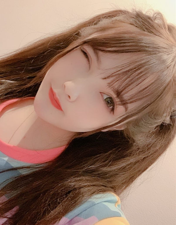 伦敦围经纪人微信