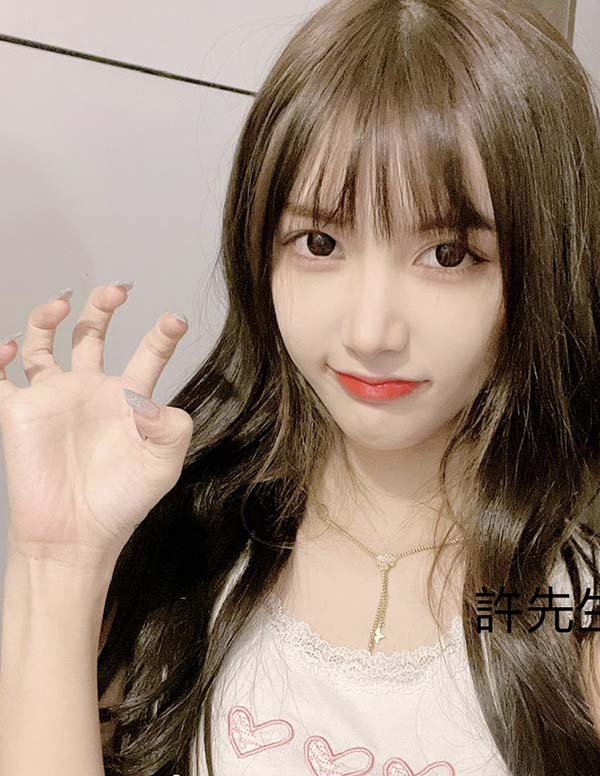 新加坡外围留学生