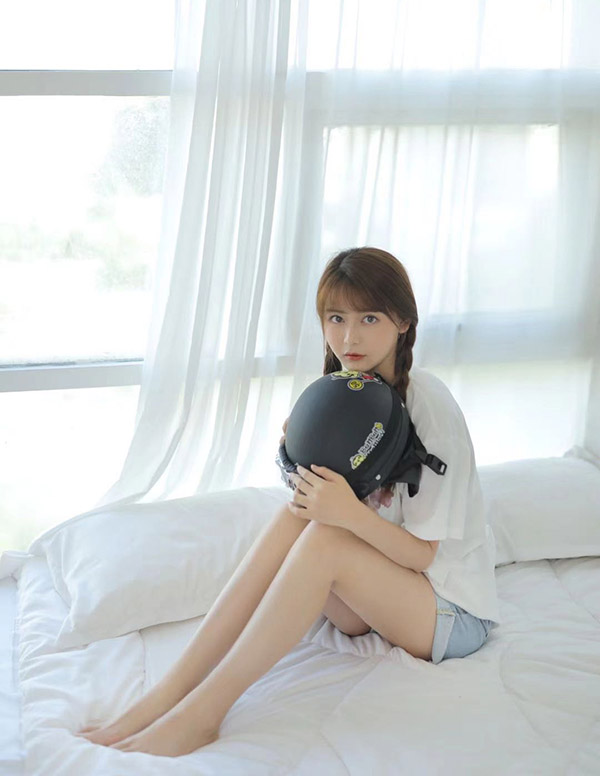 巴黎外围留学生