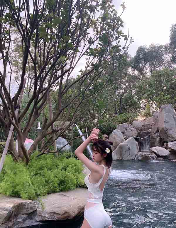 曼谷高端模特微信